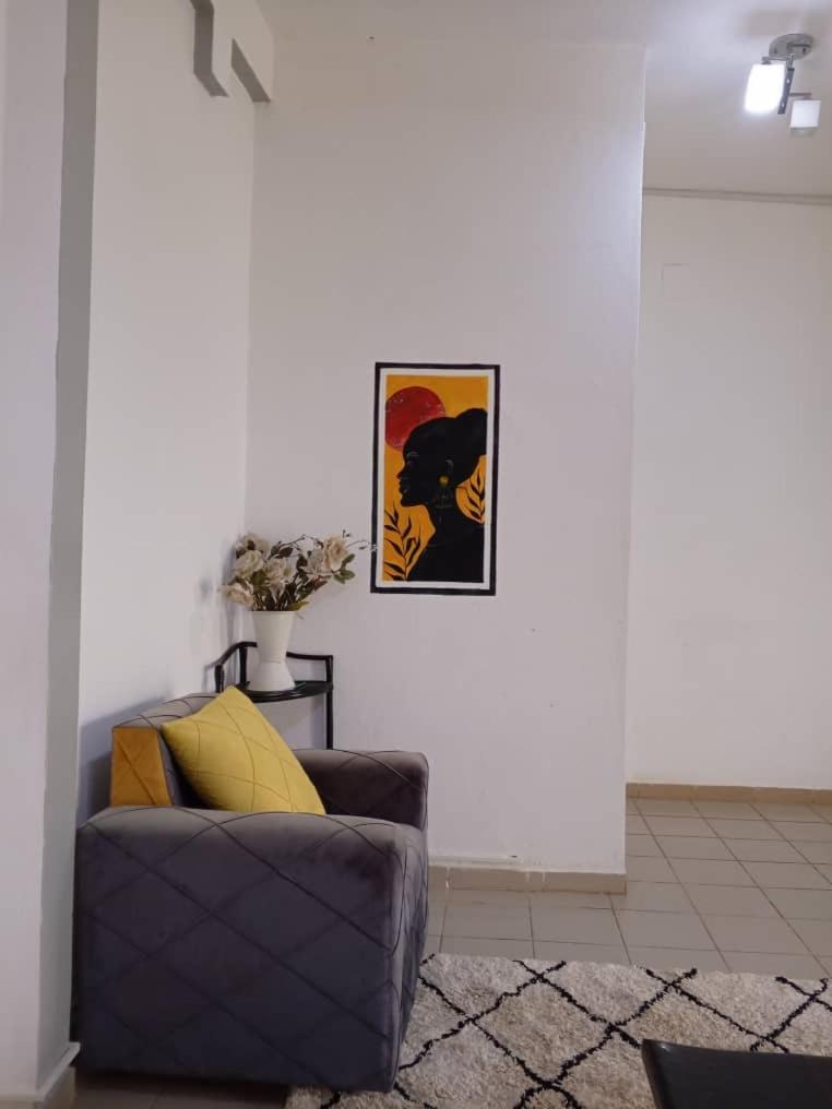 Appart Meuble Le Dakota Yaoundé Екстериор снимка